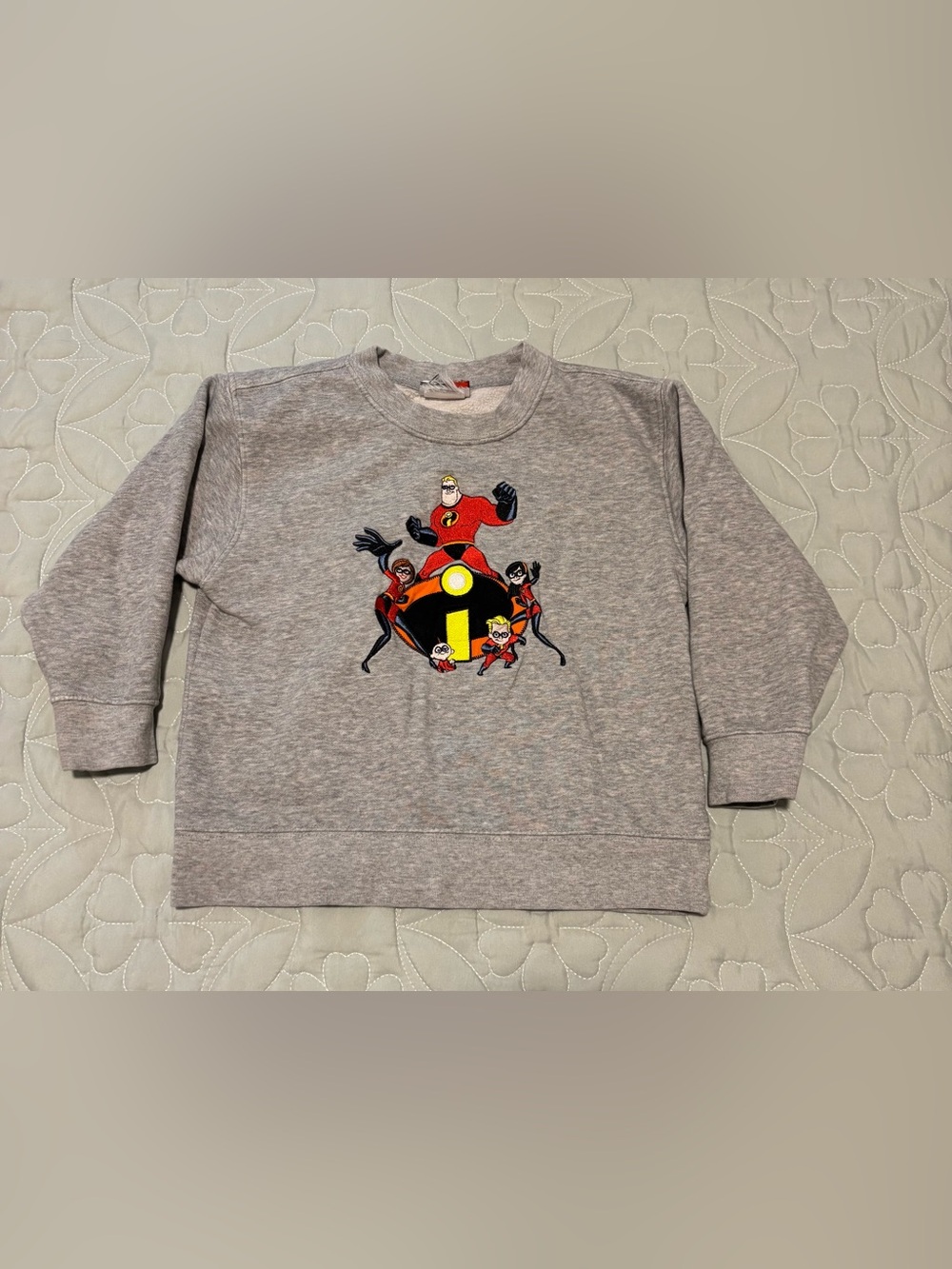 Kids Grey Sweatshirt with The Incredibles Graphic size 3/4